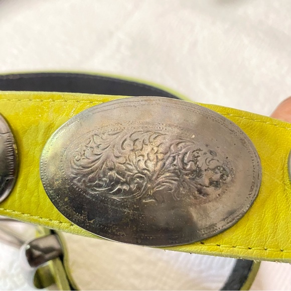 Green Leather Silver Medallions Belt sized Small - Picture 7 of 14
